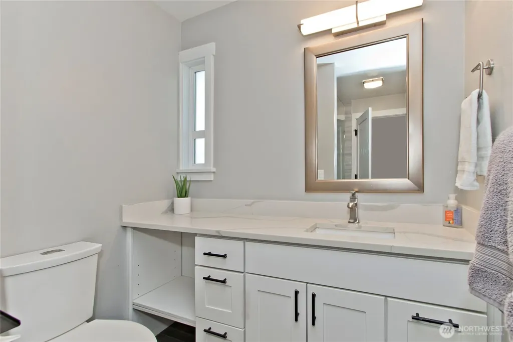 4935 116th Place SE Bellevue WA 98006