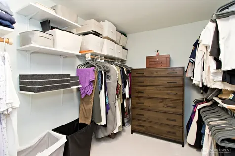 4935 116th Place SE Bellevue WA 98006