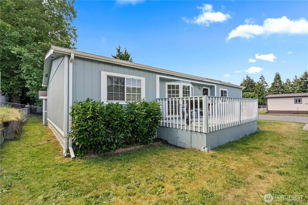 602 29th Street SE Auburn WA 98092