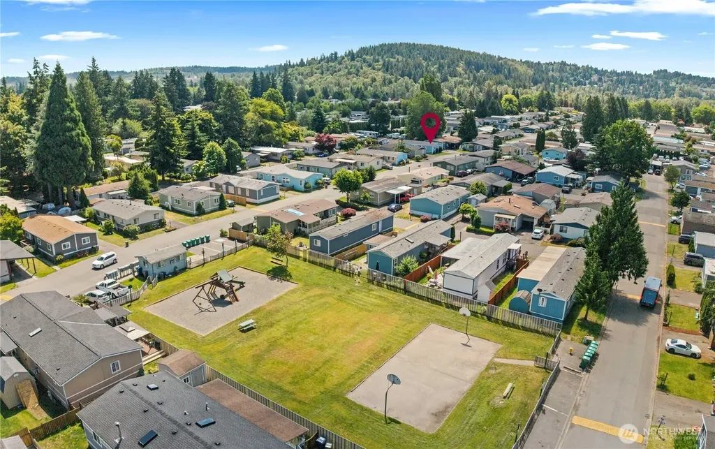 602 29th Street SE Auburn WA 98092