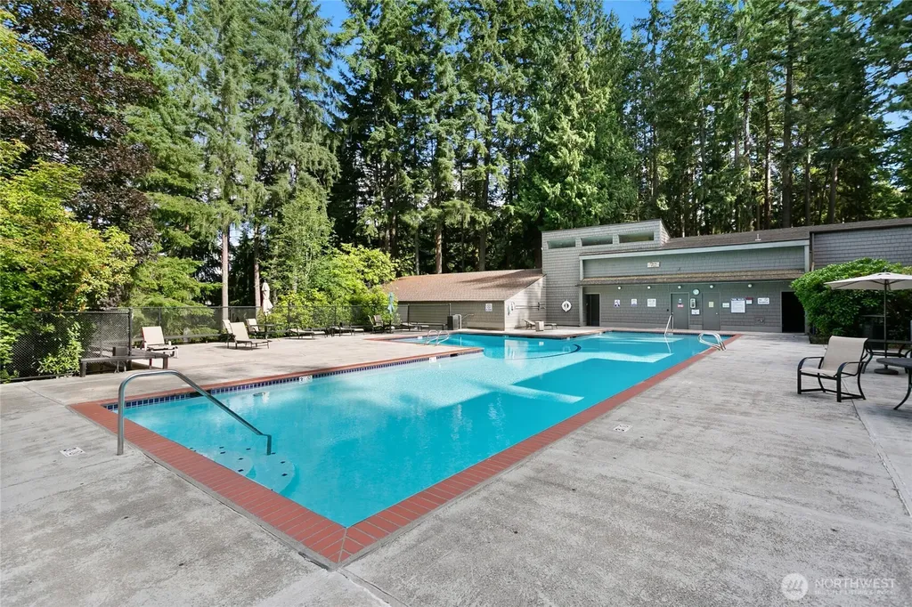 13832 NE 66th Street Redmond WA 98052