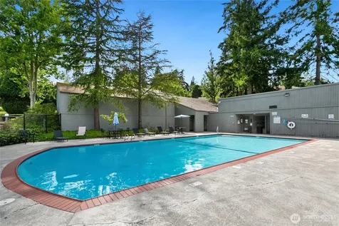 13832 NE 66th Street Redmond WA 98052