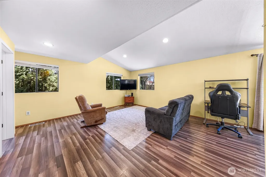 4916 139th Place NE Marysville WA 98271