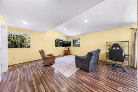 4916 139th Place NE Marysville WA 98271