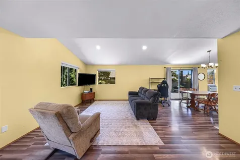 4916 139th Place NE Marysville WA 98271