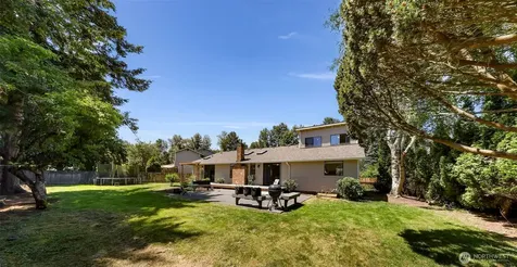 4916 139th Place NE Marysville WA 98271