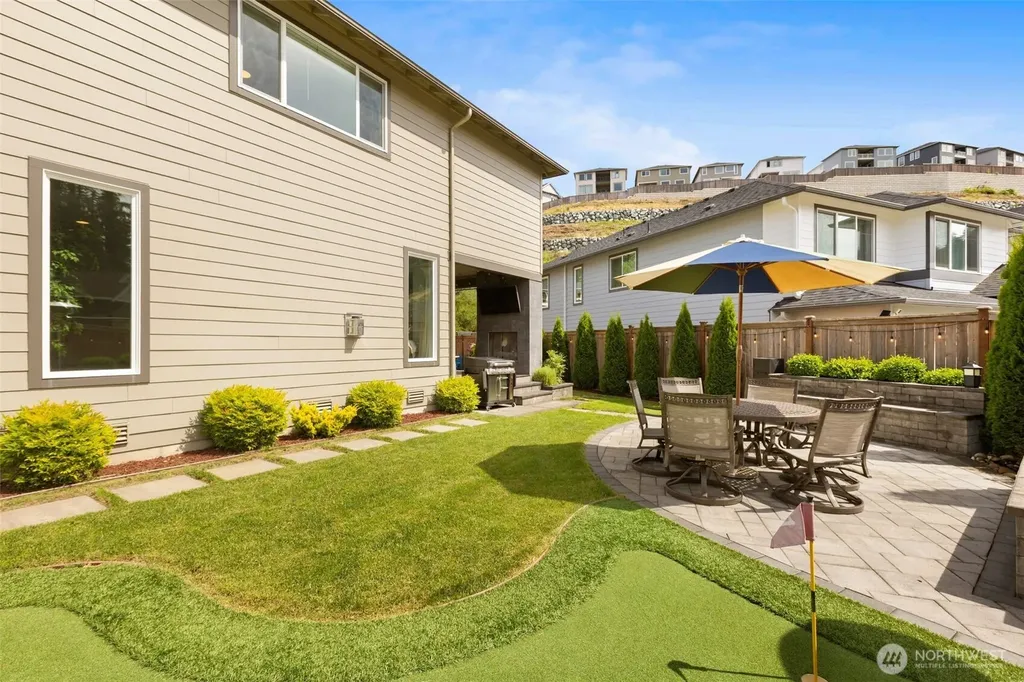 2707 162nd Avenue Ct E Lake Tapps WA 98391