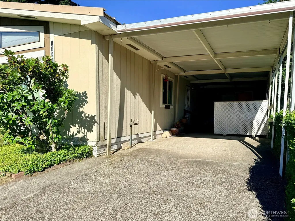 1352 Alonda Lane NE Olympia WA 98516