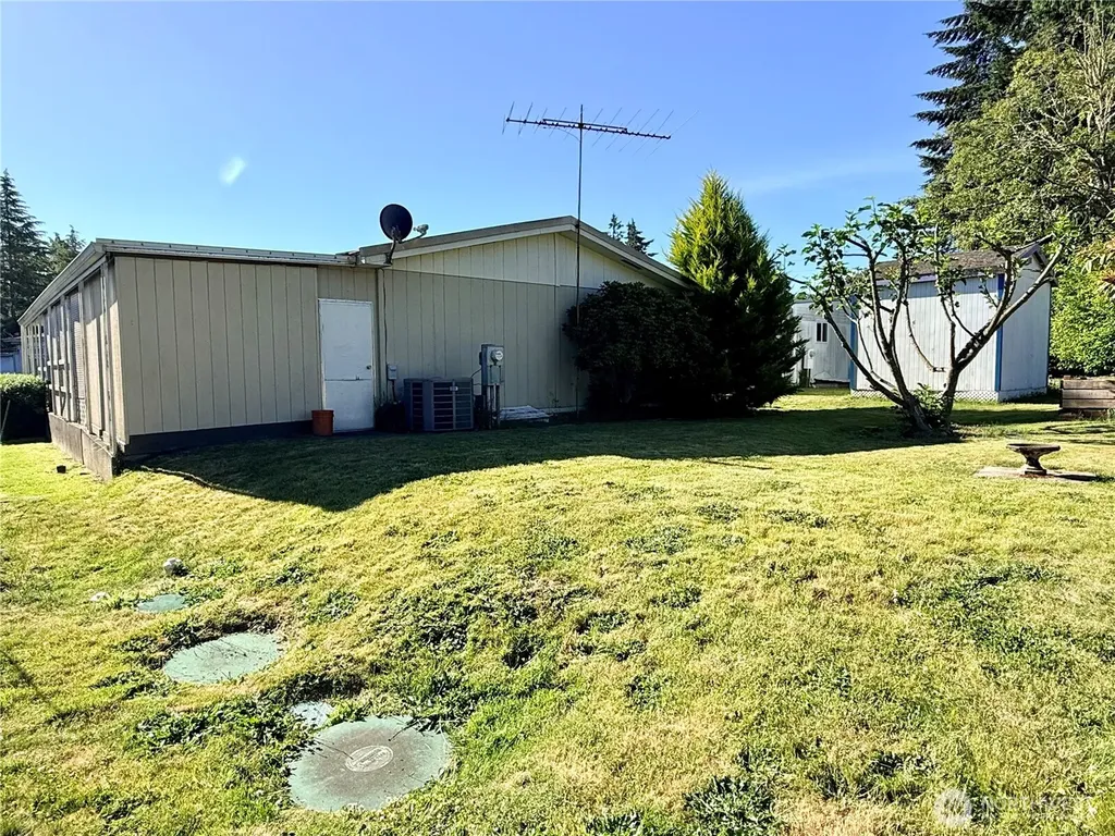 1352 Alonda Lane NE Olympia WA 98516