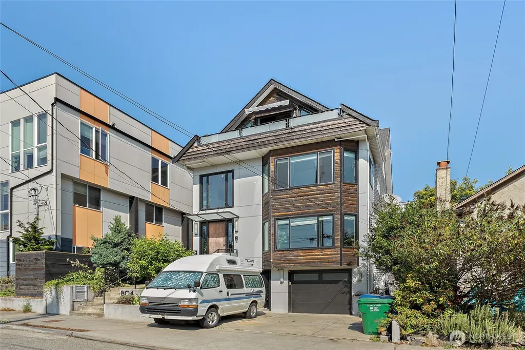 804 N Motor Place Seattle WA 98103