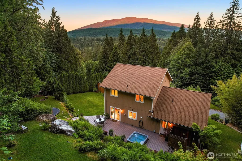 755 Top Place Sedro Woolley WA 98284