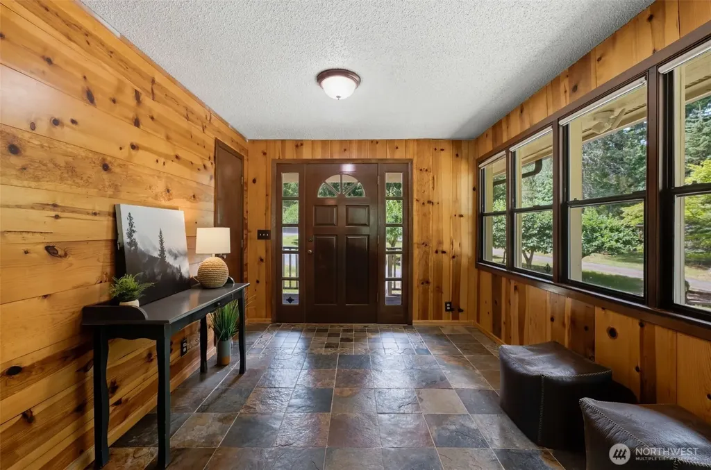 10146 Banner Road SE Olalla WA 98359