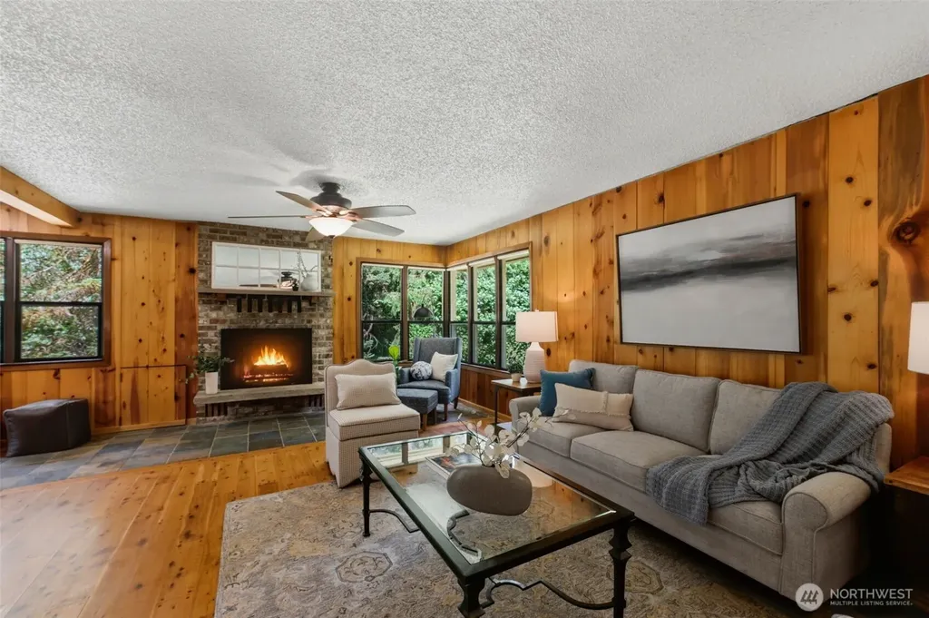 10146 Banner Road SE Olalla WA 98359