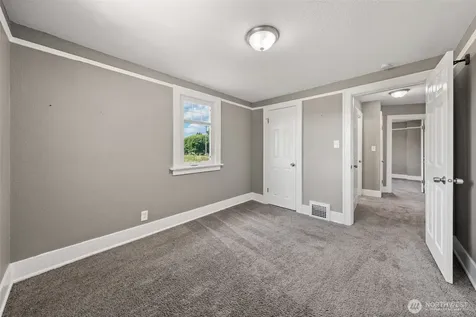 4720 62nd Ave E Puyallup WA 98371