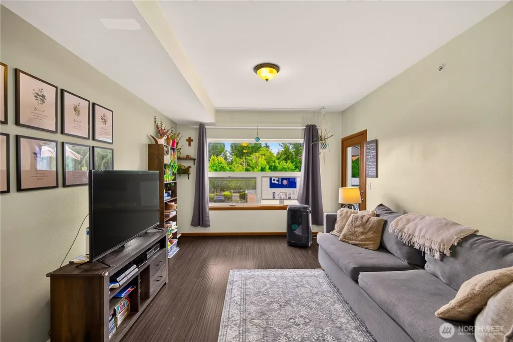 512 Darby Drive Bellingham WA 98226