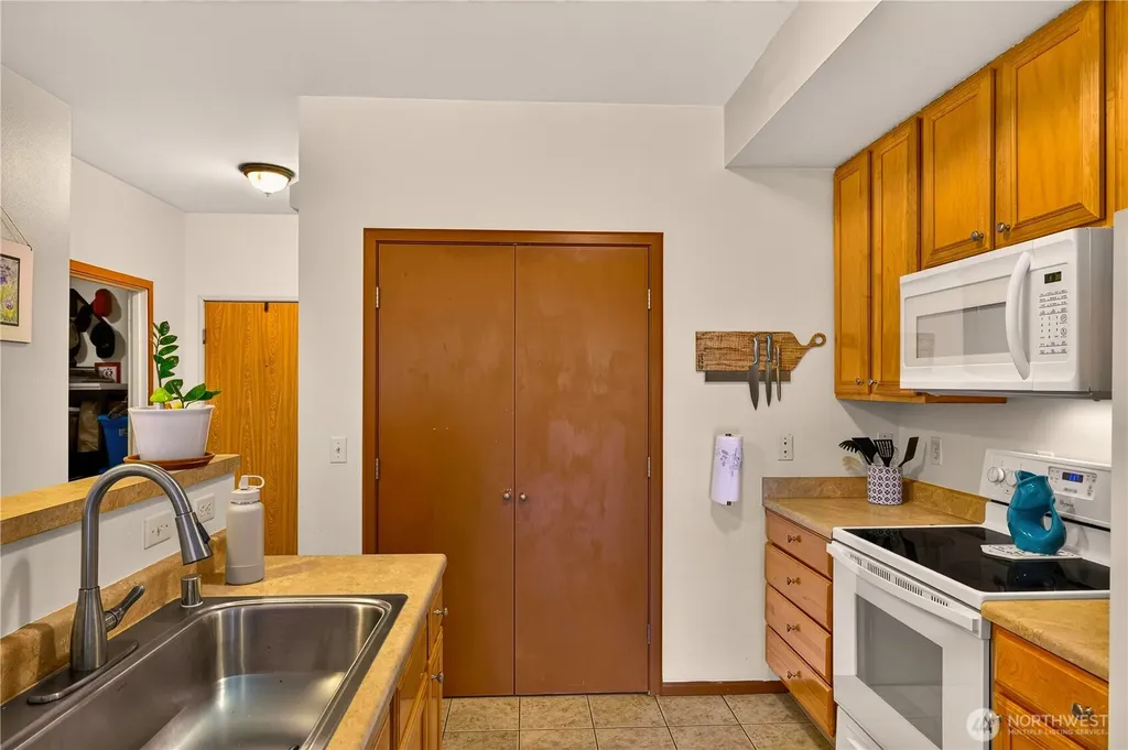 512 Darby Drive Bellingham WA 98226
