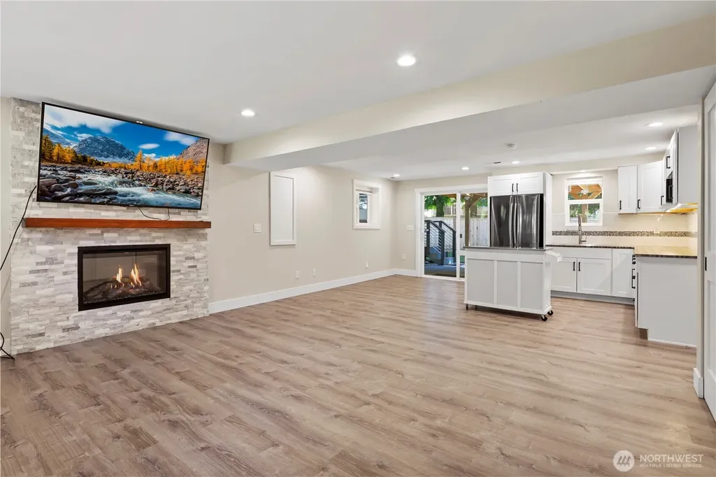 12100 105th Place NE Kirkland WA 98034