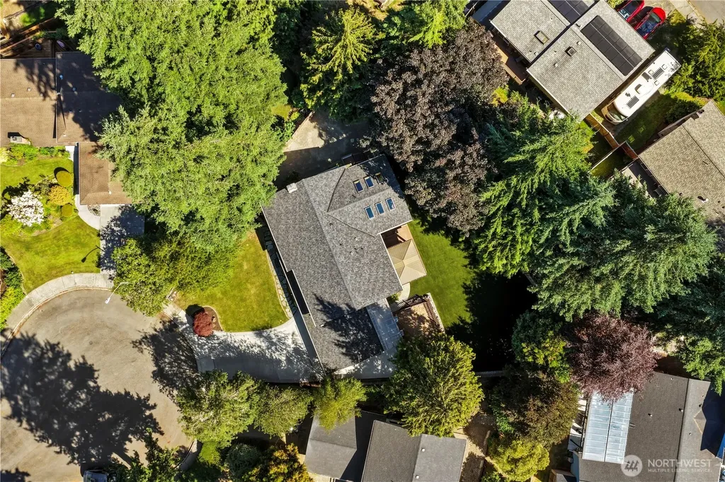 12100 105th Place NE Kirkland WA 98034