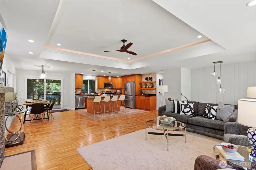 12100 105th Place NE Kirkland WA 98034