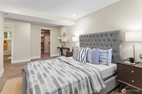 12100 105th Place NE Kirkland WA 98034