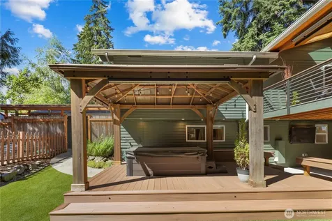 12100 105th Place NE Kirkland WA 98034