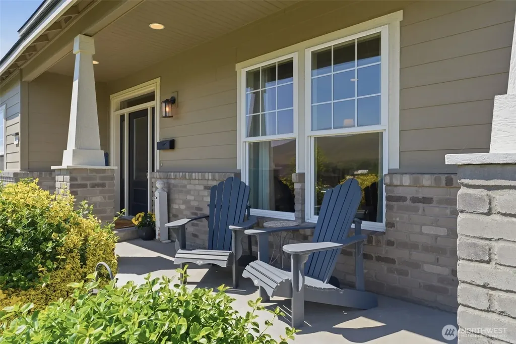 99206 E Ridgeview Drive Kennewick WA 99338