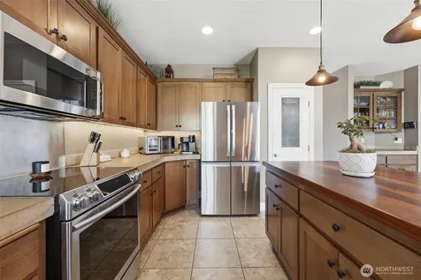 99206 E Ridgeview Drive Kennewick WA 99338