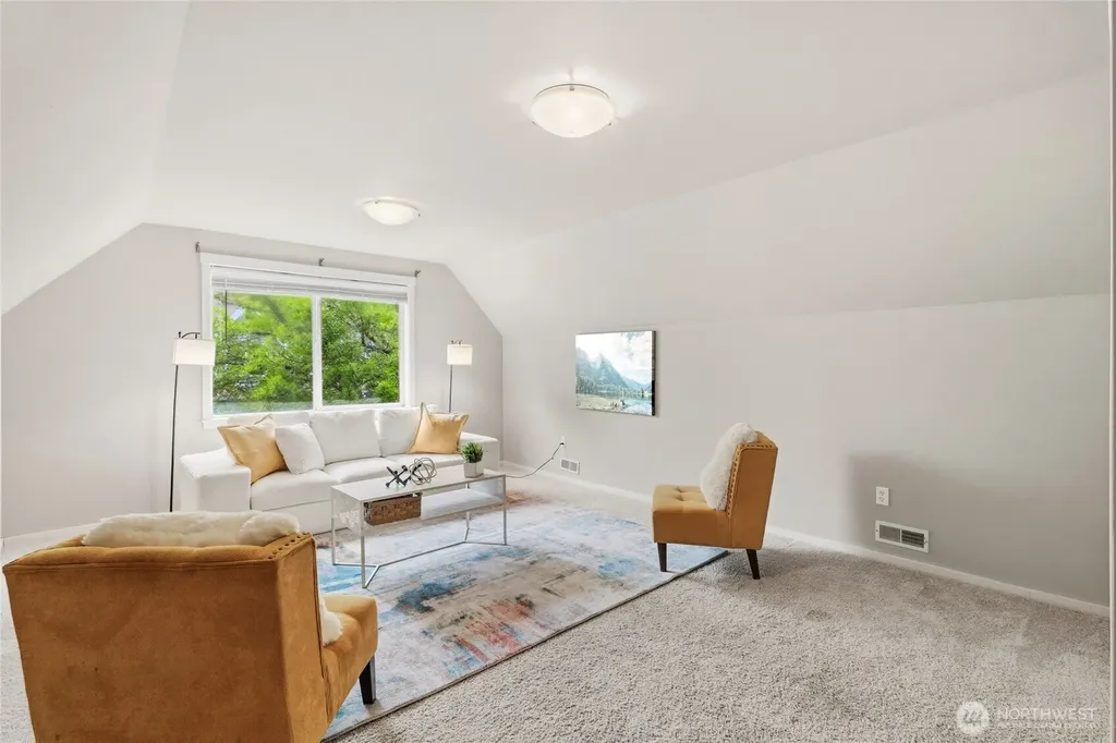 17123 Parkside Way SE Renton WA 98058