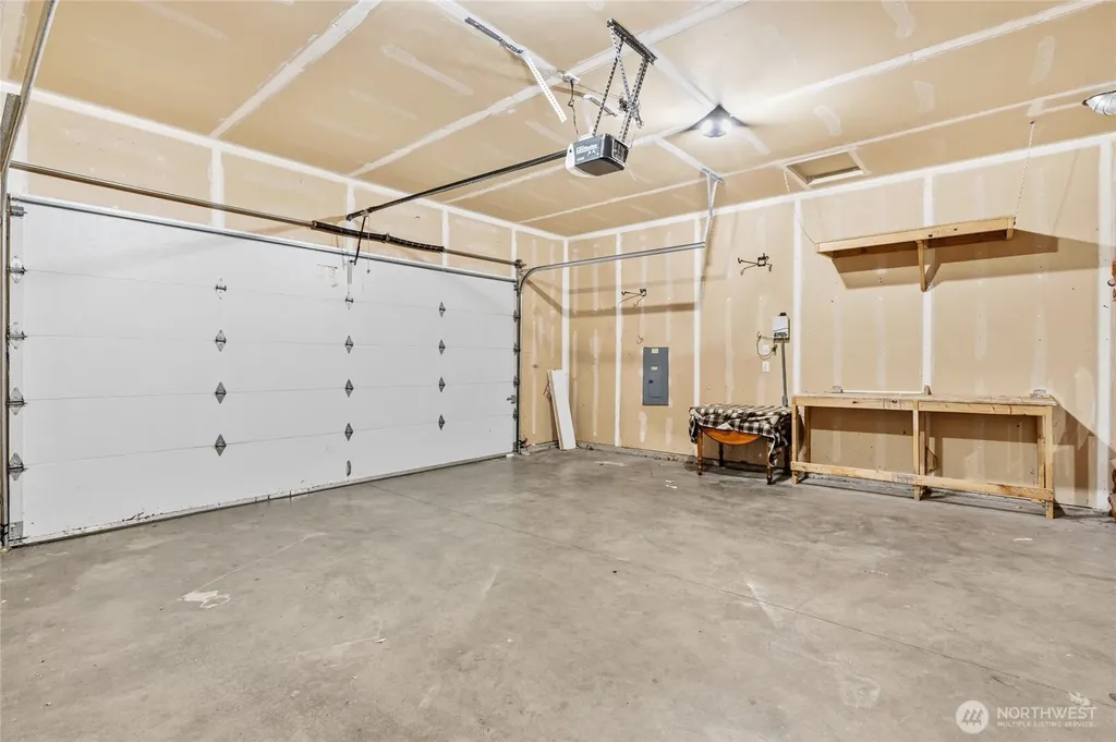 17123 Parkside Way SE Renton WA 98058