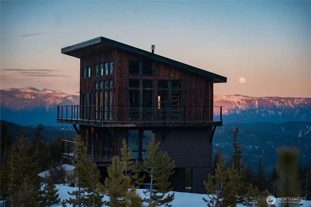 2 Coulter Creek Road Lake Wenatchee WA 98826
