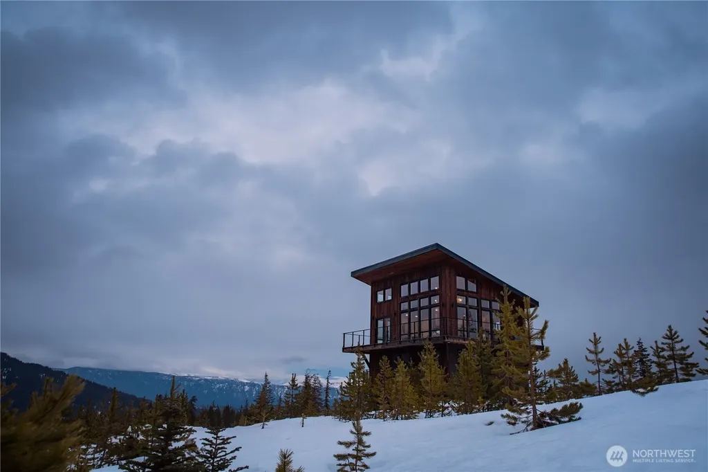 2 Coulter Creek Road Lake Wenatchee WA 98826