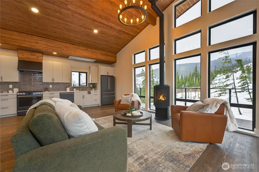 2 Coulter Creek Road Lake Wenatchee WA 98826