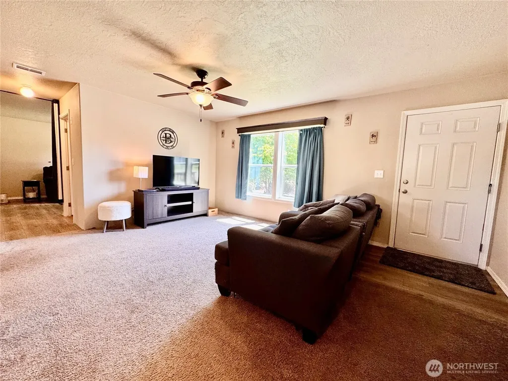 20 W Freedom Lane Shelton WA 98584