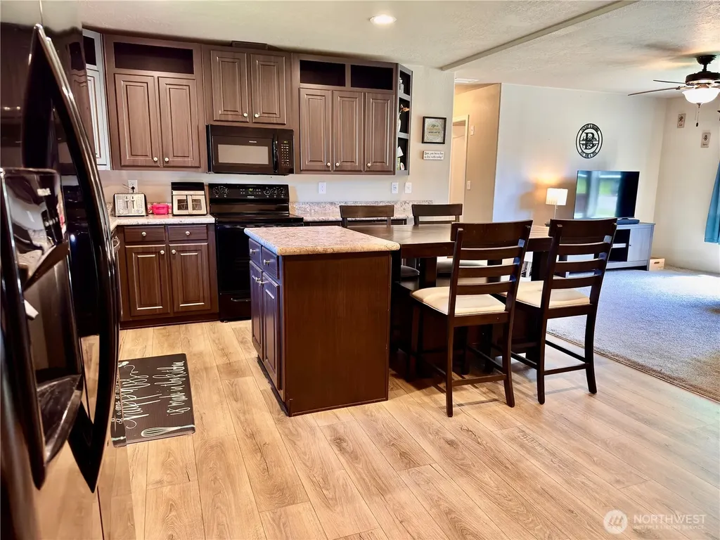 20 W Freedom Lane Shelton WA 98584