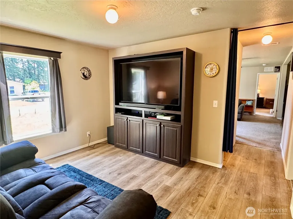 20 W Freedom Lane Shelton WA 98584