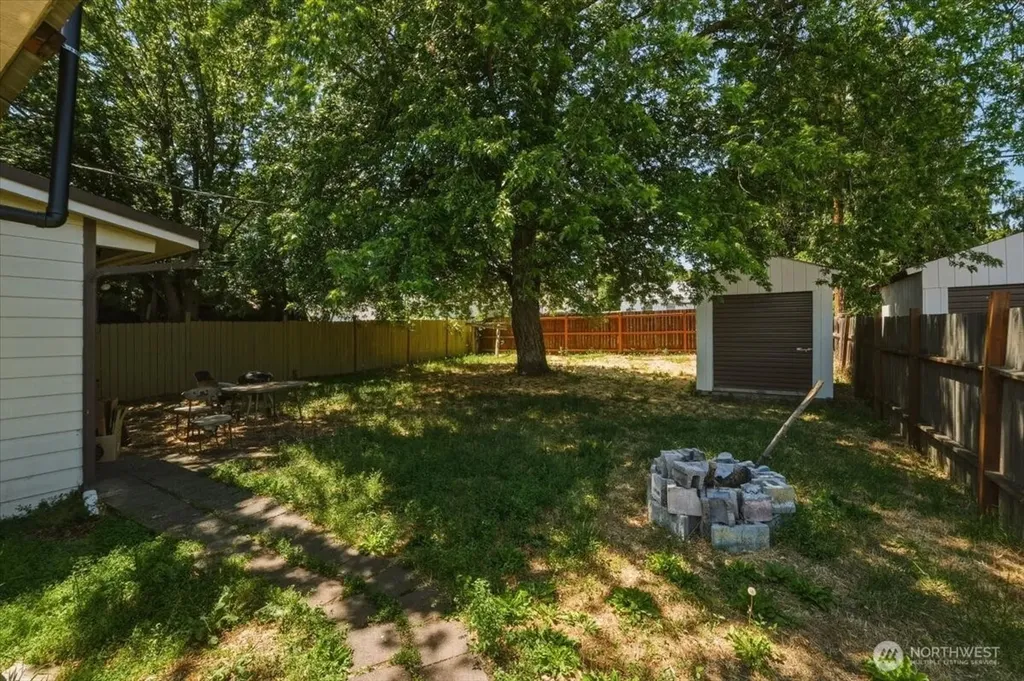 1012 Yale Avenue Wenatchee WA 98801
