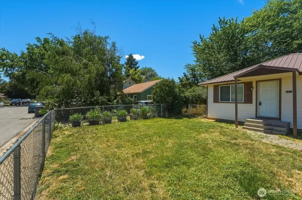1012 Yale Avenue Wenatchee WA 98801