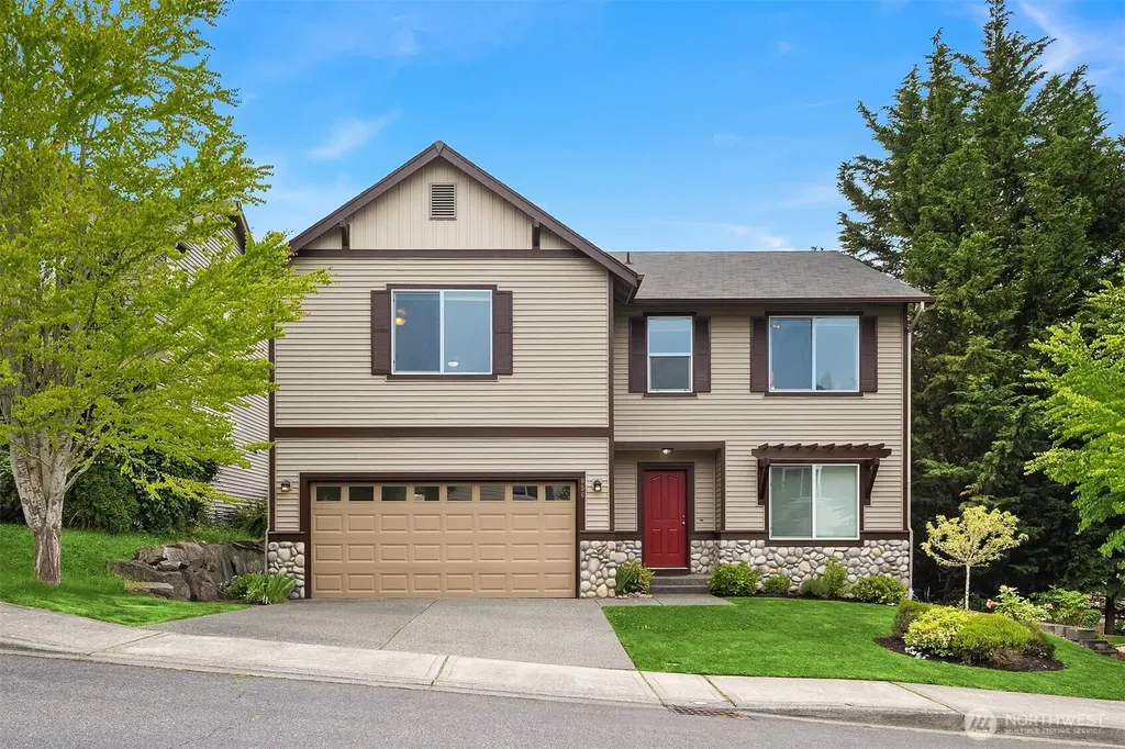 650 NW Nesvik Way Poulsbo WA 98370