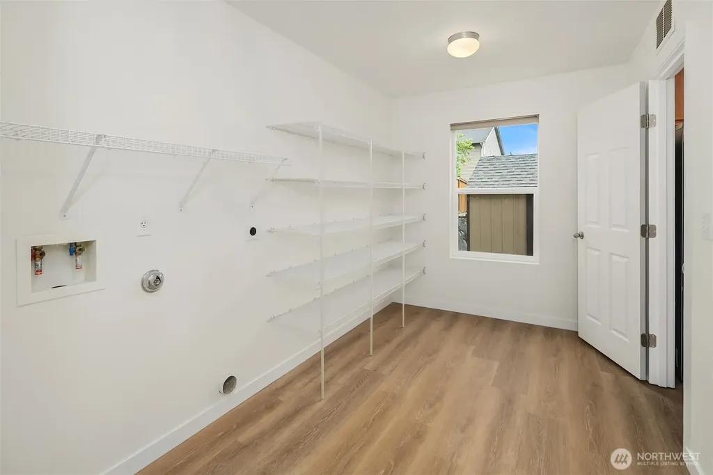 650 NW Nesvik Way Poulsbo WA 98370