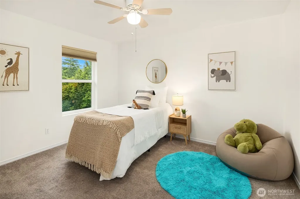 650 NW Nesvik Way Poulsbo WA 98370