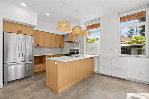 6612 Corson Avenue S Seattle WA 98108