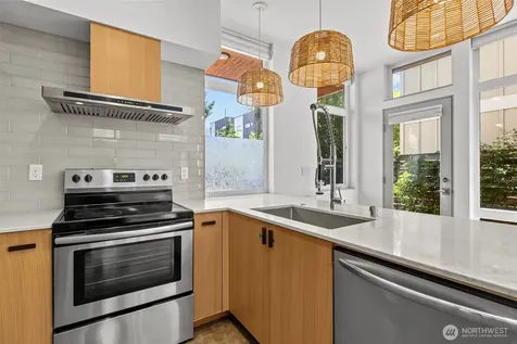6612 Corson Avenue S Seattle WA 98108
