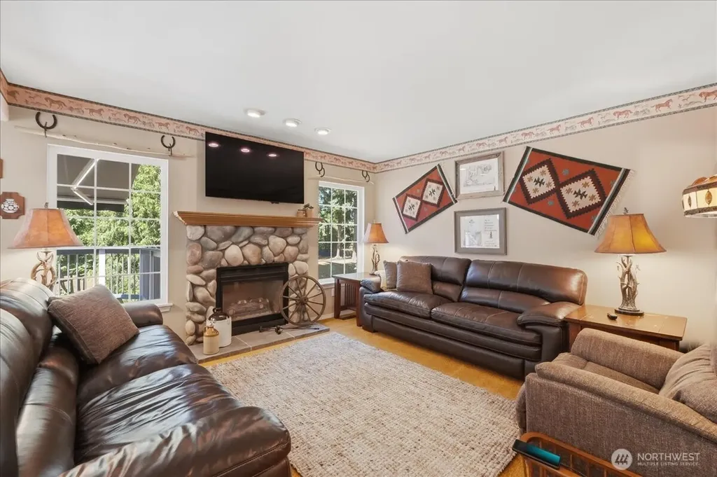 16511 38th Street E Lake Tapps WA 98391