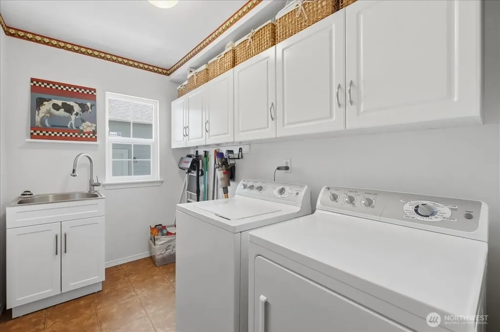 16511 38th Street E Lake Tapps WA 98391