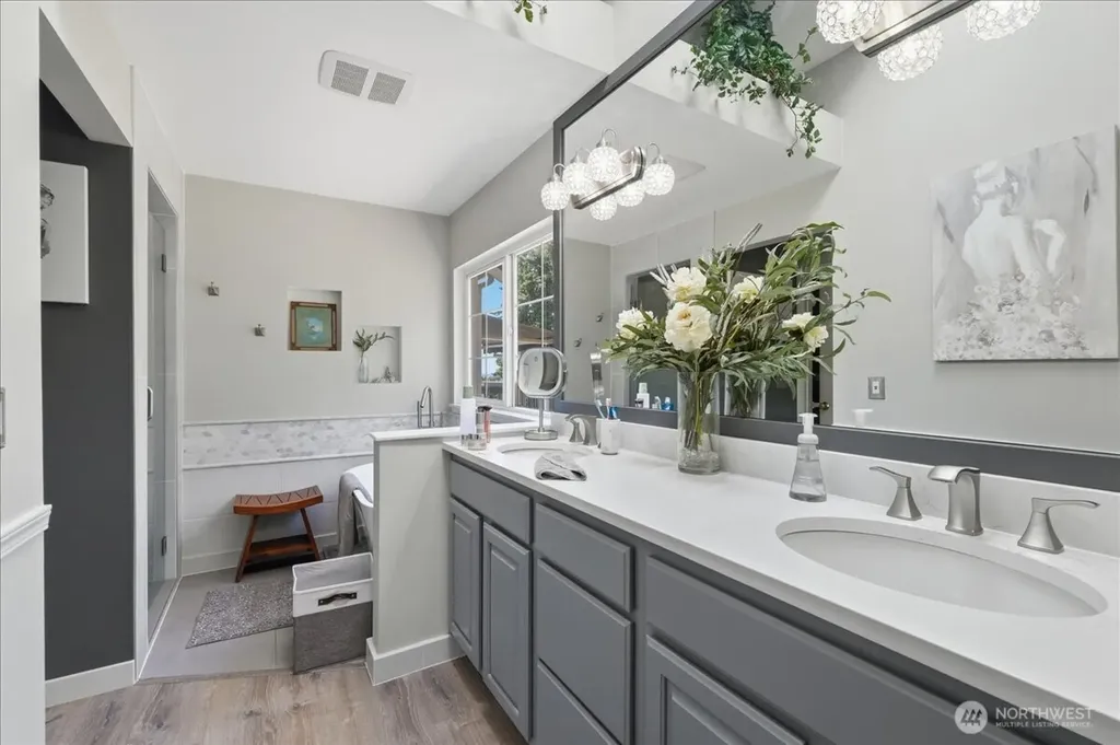 16511 38th Street E Lake Tapps WA 98391