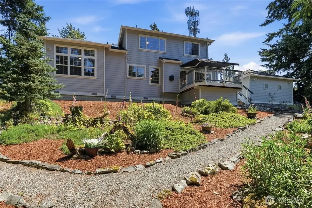 16511 38th Street E Lake Tapps WA 98391