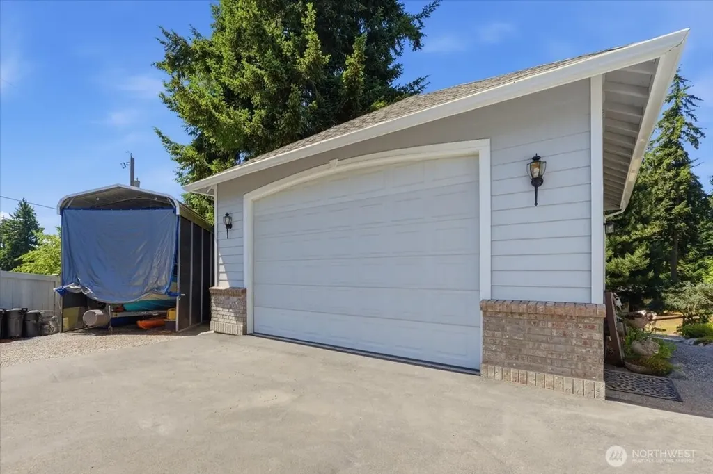 16511 38th Street E Lake Tapps WA 98391