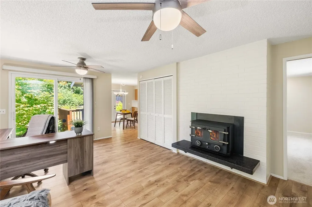 27745 166th Avenue SE Covington WA 98042