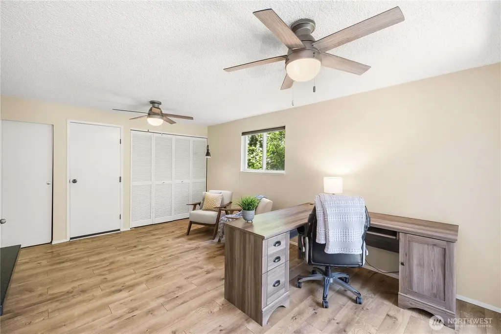 27745 166th Avenue SE Covington WA 98042