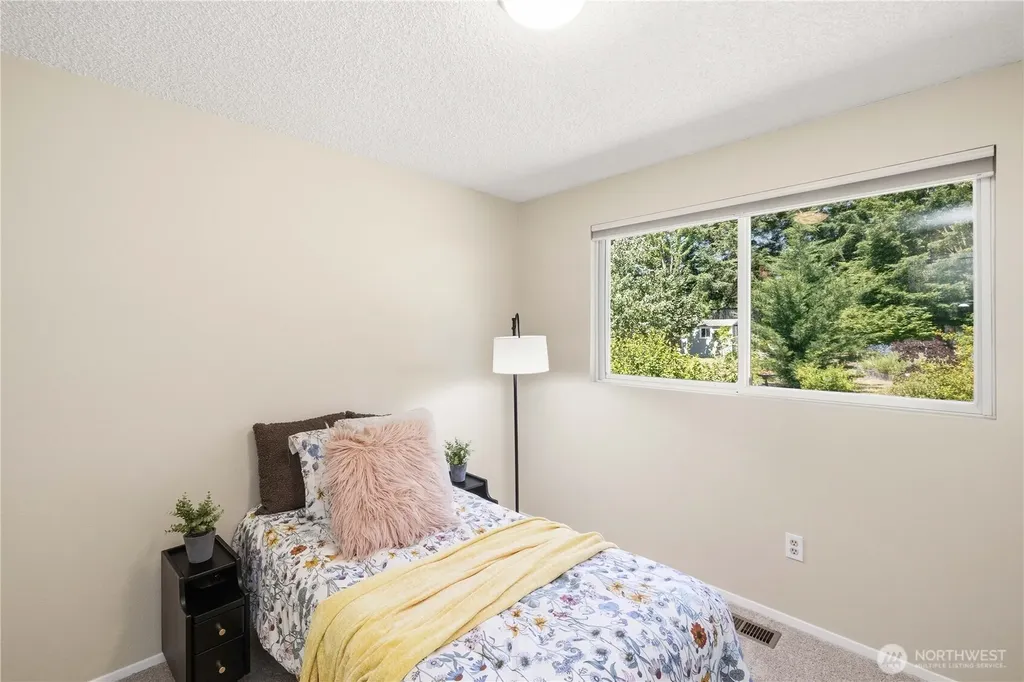 27745 166th Avenue SE Covington WA 98042